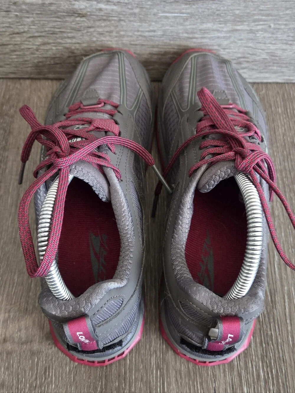 Altra Women's Lone Peak 4 Athletic Trail Running Shoes Gray Raspberry Size 8